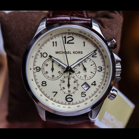 Michael Kors Leather Chronograph Watch NWT - Picture 2 of 8